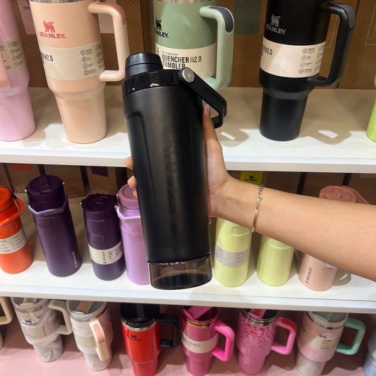 Stanley - The Activate Shaker Bottle